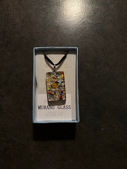 Murano glass kaulakoru