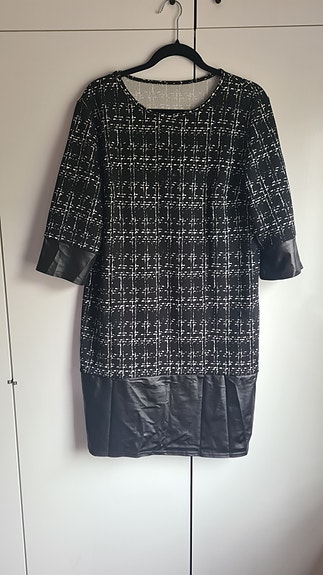 Tyylikäs mekko