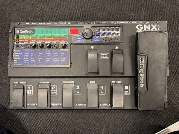 Digitech GNX 3000 efektipedaali käytetty