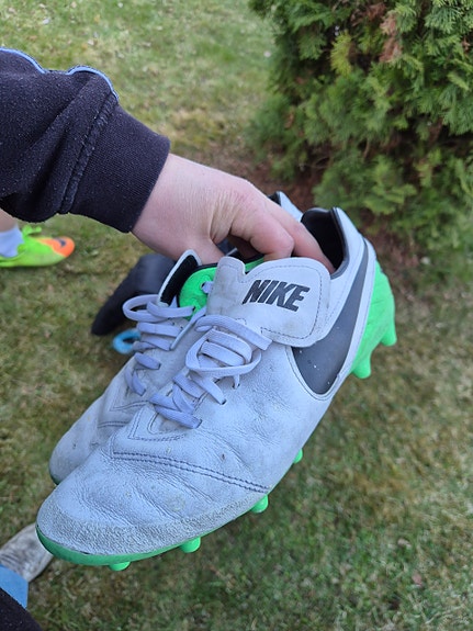 Nike Tiempo Mystic V AG-PRO nappikset koko 41 valko-vihreä