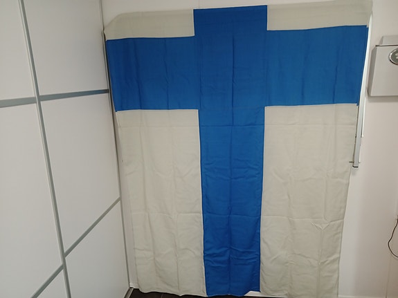 Suomen lippu 9 metrin salkoon