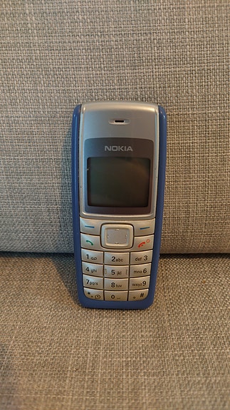 Nokia 1110i / Matkapuhelin