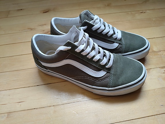 Vans koko 37
