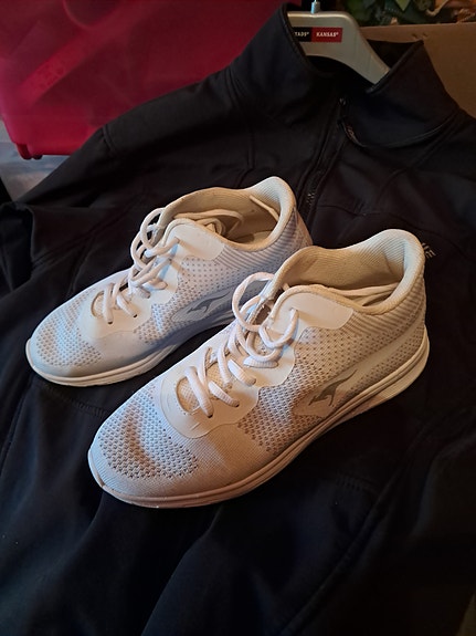 Kangaroos kengät