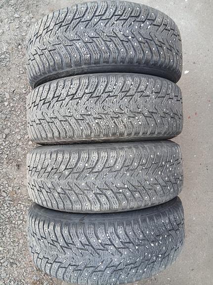 Volvo V70 205x65x15