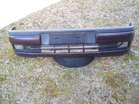 Opel Vectra A sedan CDX 1994 facelift etupuskuri
