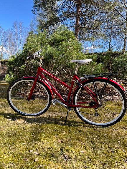 Naisten Nishiki polkupyörä