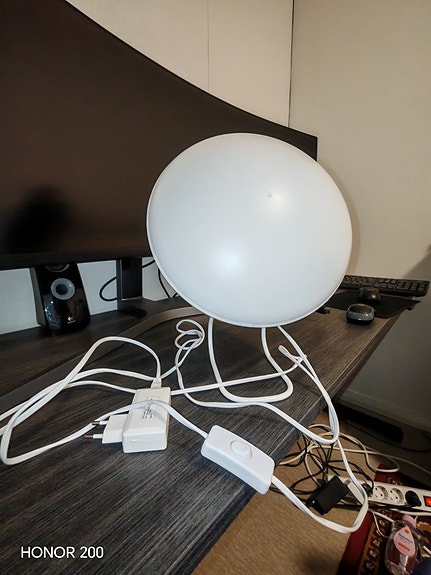 Innolux Rondo LED -kirkasvalolaite (280 cm johto)