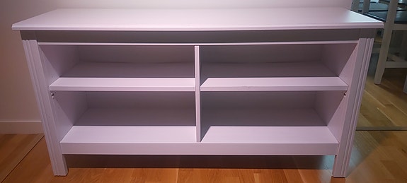Ikean tv-taso.