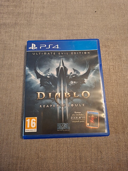 PS4 Diablo III Reaper of Souls Ultimate Evil Edition peli