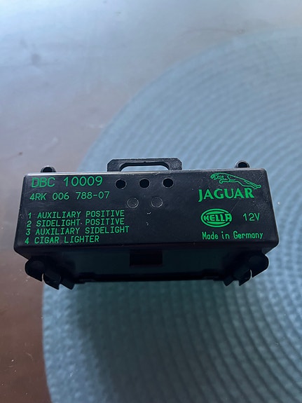 Jaguar DBC10009 relemoduuli