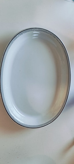 Arabia platina tarjoiluvati