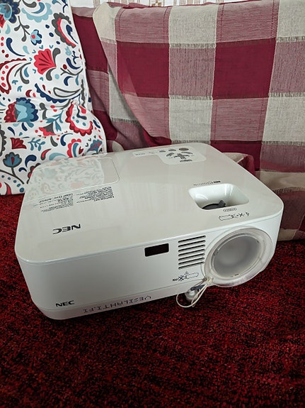 NEC videotykki