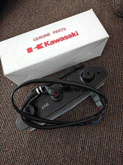 Kawasaki takavalo / led-takavalo moottoripyörään