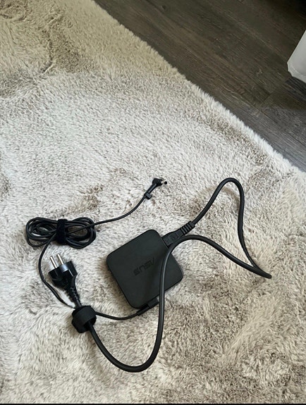 Asus kannettavan laturi