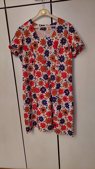 Kaunis mekko