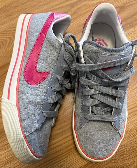 Nike tennarit harmaa/vaaleanpunainen koko 38