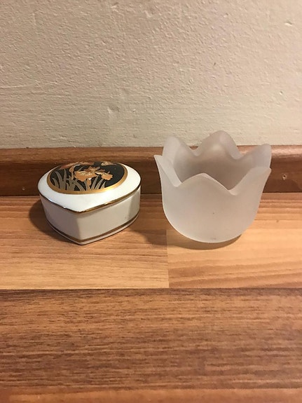 Iittala Tulip tuikkulyhty ja posliininen sydän rasia
