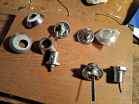 Myydään Abloy-avainpesiä ja niiden suojakuoria