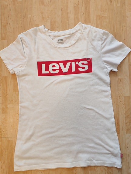 Levis t-paita koko xxs