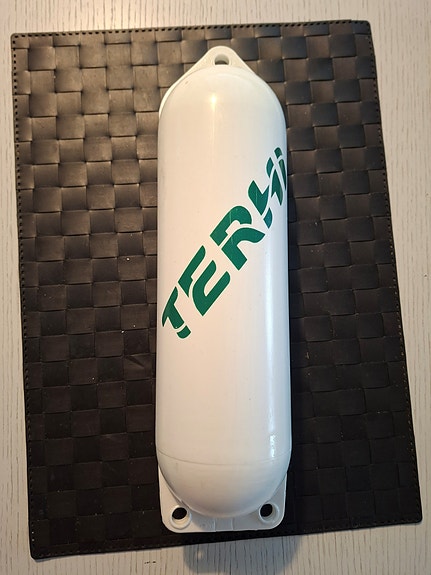 Terhi lepuuttaja/fenderi
