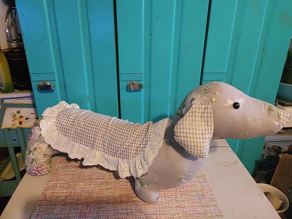 Pehmolelu mäyräkoira