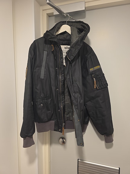 Alpha Industries takki