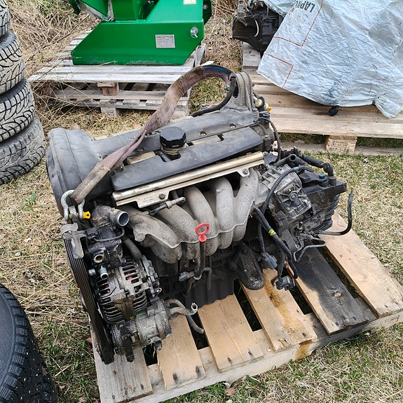 Volvon 2.4 moottori B5244S2