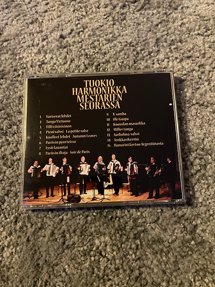 Product image 3 of 3