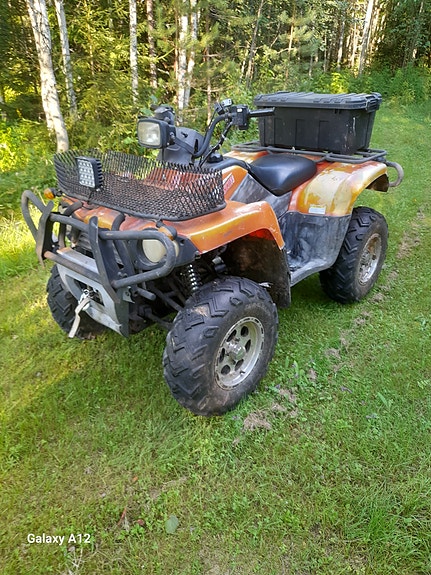 Tyscon 400cc 4x4 mönkijä, aura ja metsäkärry