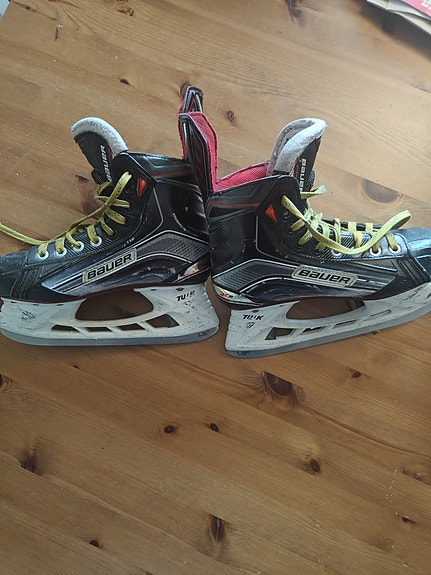 Bauer Vapor 4