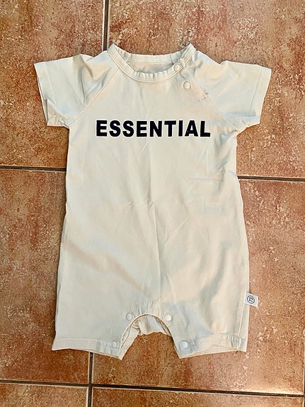 Essential vauvan asuste