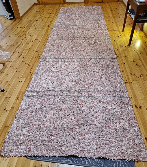 Pitkä räsymatto