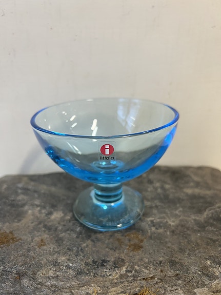 Iittala Verna jälkiruokamalja, sininen, Kerttu Nurminen