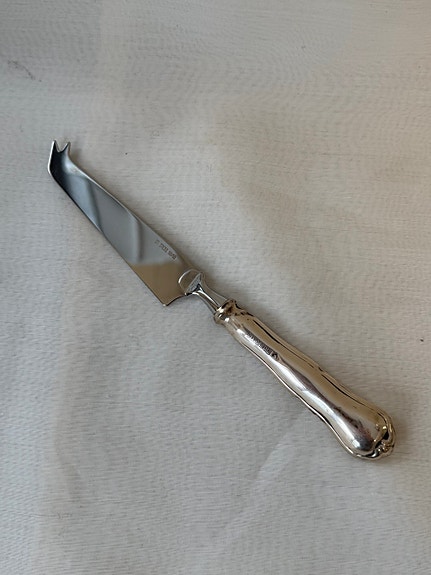 Chippendale juustoveitsi