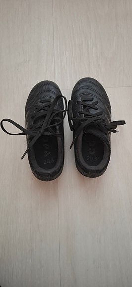 Adidas nappulakengät koko 28