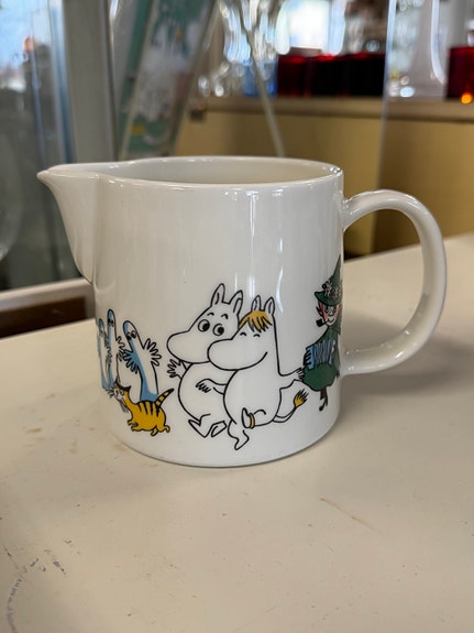 Muumikannu, Iloinen perhe, tarraton