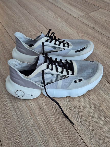 Brooks Aurora juoksukengät