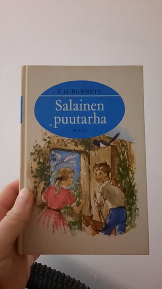 F. H. Burnett Salainen puutarha kirja