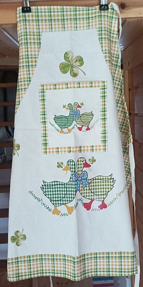 Kuvan mukainen esiliina