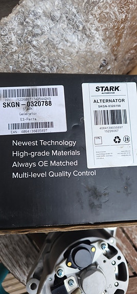 Uusi Stark laturi 12V, 33A