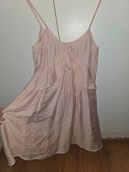 H&M lyhyt pinkki mekko S-M koko