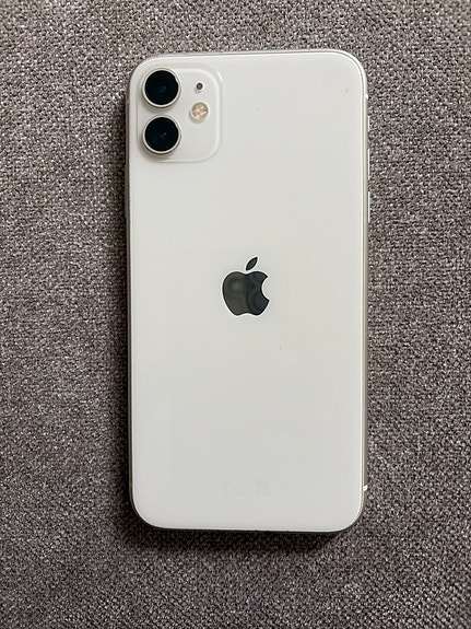 iPhone 11 64 GB, valkoinen