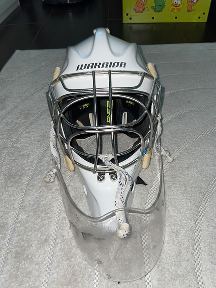 Warrior RF 2 Pro SR M-L Maalivahdin maski
