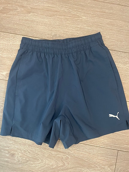 Puma shortsit koko S