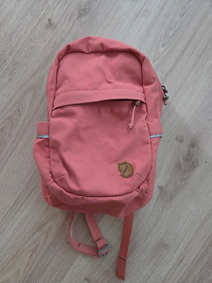 Fjällräven reppu.