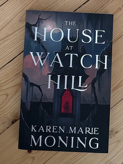 Karen Marie Moning: The House at Watch Hill - pokkari englannin kielinen