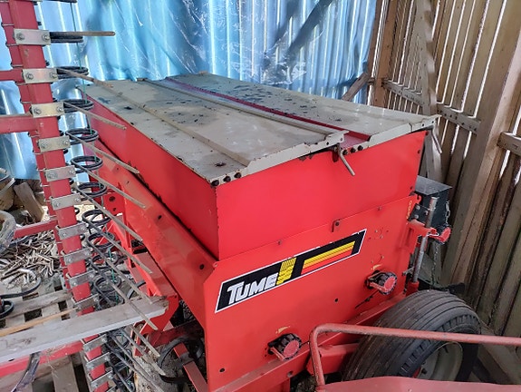 Tume KL2000s