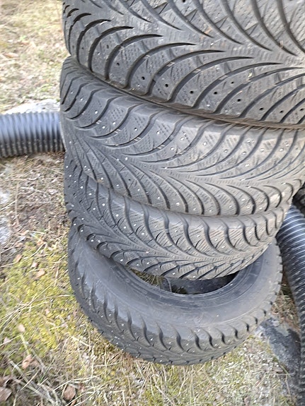 Renkaat 205/60R16