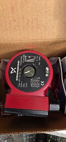 Grundfos UPS 25-60 180 kiertovesipumppu